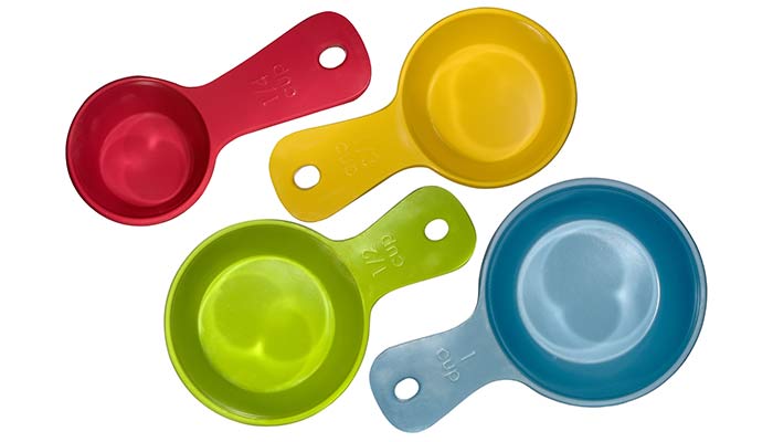 colored measuring cups